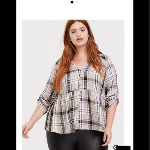 Torrid GREY & GOLD-TONE PLAID TWILL BABYDOLL SHIRT